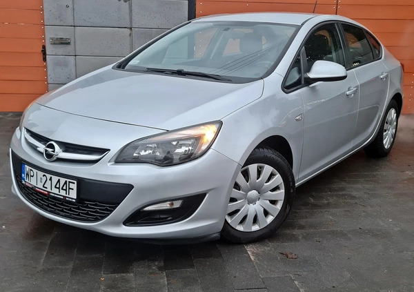 Opel Astra cena 27999 przebieg: 230000, rok produkcji 2016 z Ciechanów małe 191